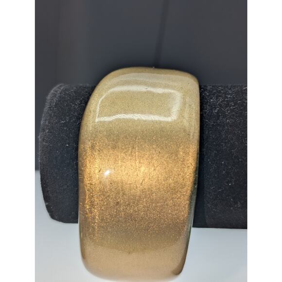 Vintage Gold Shimmer Abstract Lucite Bangle Bracelet - Picture 1 of 5